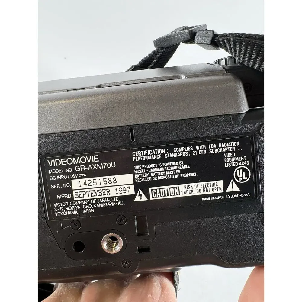 JVC GR-AXM70U Compact VHS-C Camcorder Charger Flip Screen Doesn't Work